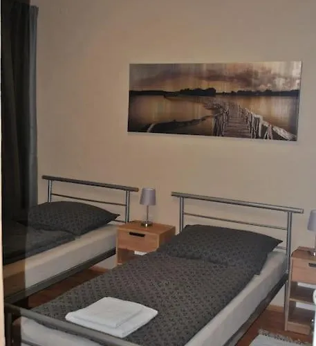 Na Ulici Jedlova 12 Lägenhet *